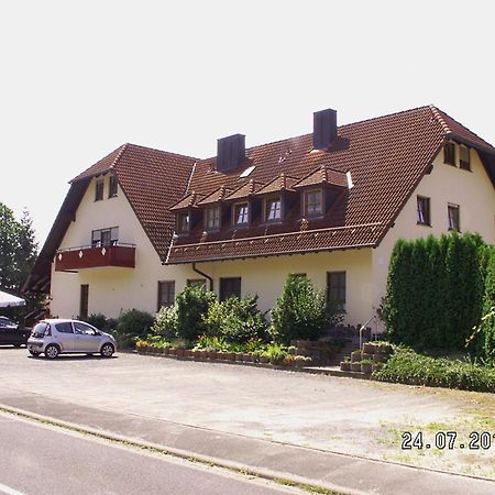 Landgasthof Zum Hirschen Hafenlohr エクステリア 写真