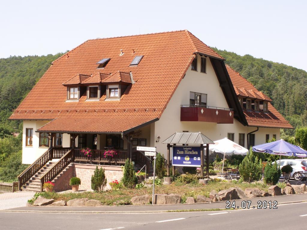 Landgasthof Zum Hirschen Hafenlohr エクステリア 写真