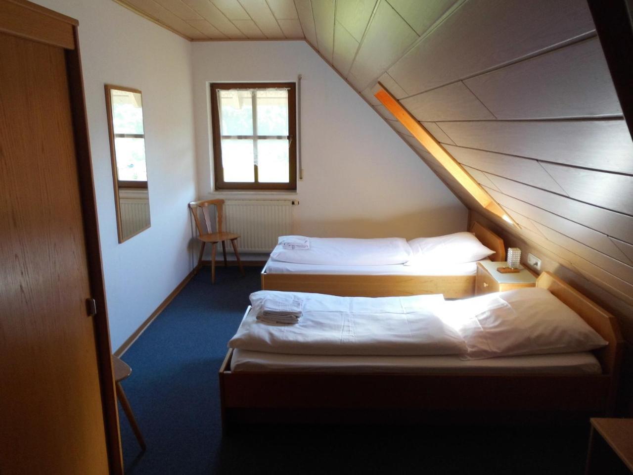 Landgasthof Zum Hirschen Hafenlohr エクステリア 写真