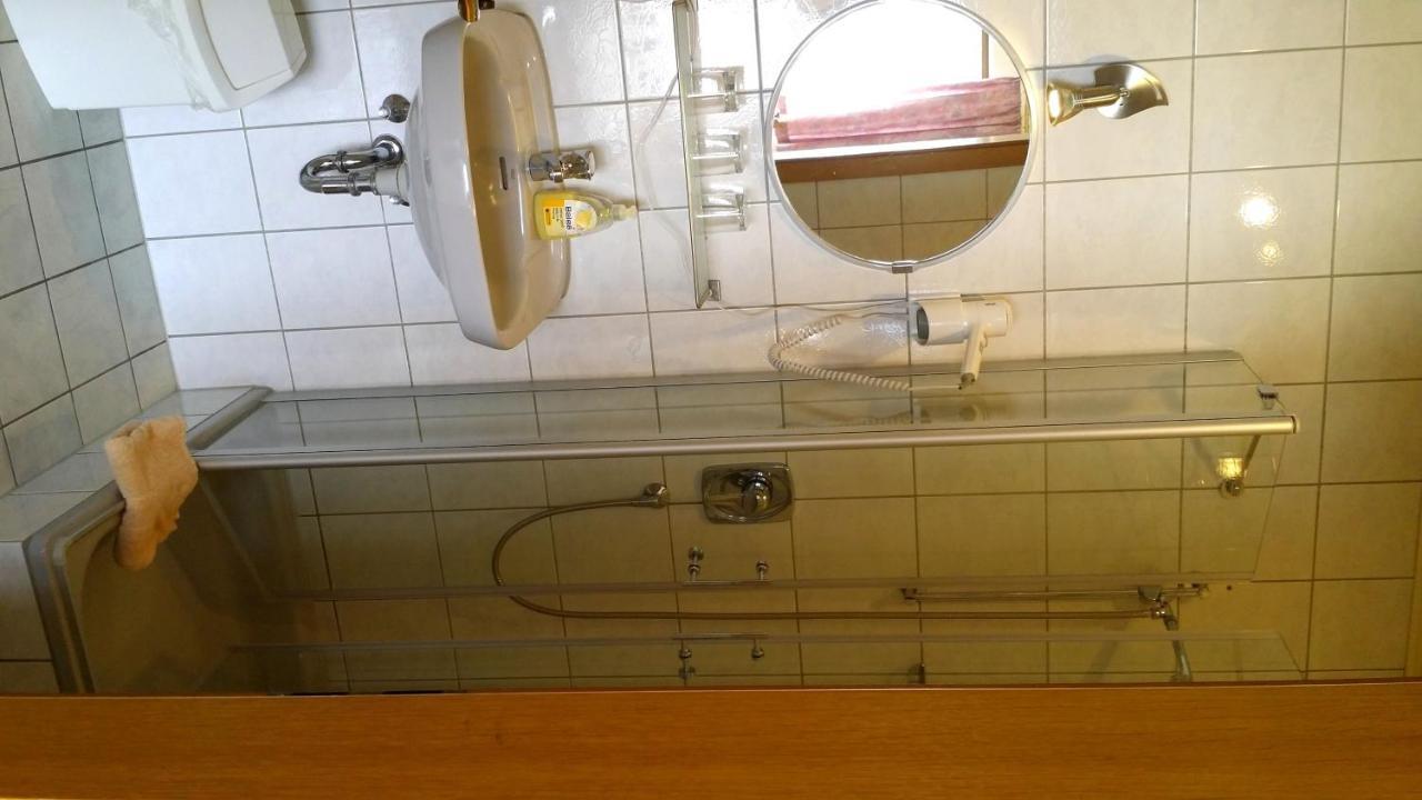 Landgasthof Zum Hirschen Hafenlohr エクステリア 写真