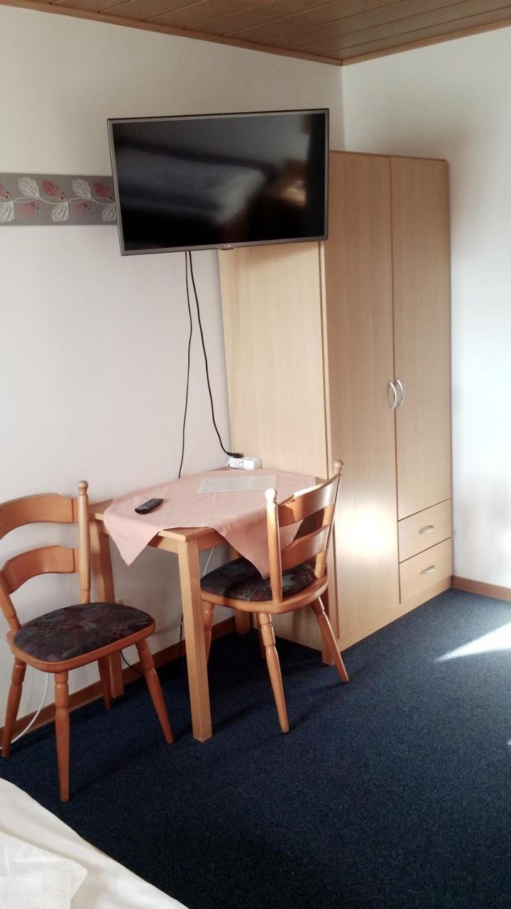 Landgasthof Zum Hirschen Hafenlohr エクステリア 写真